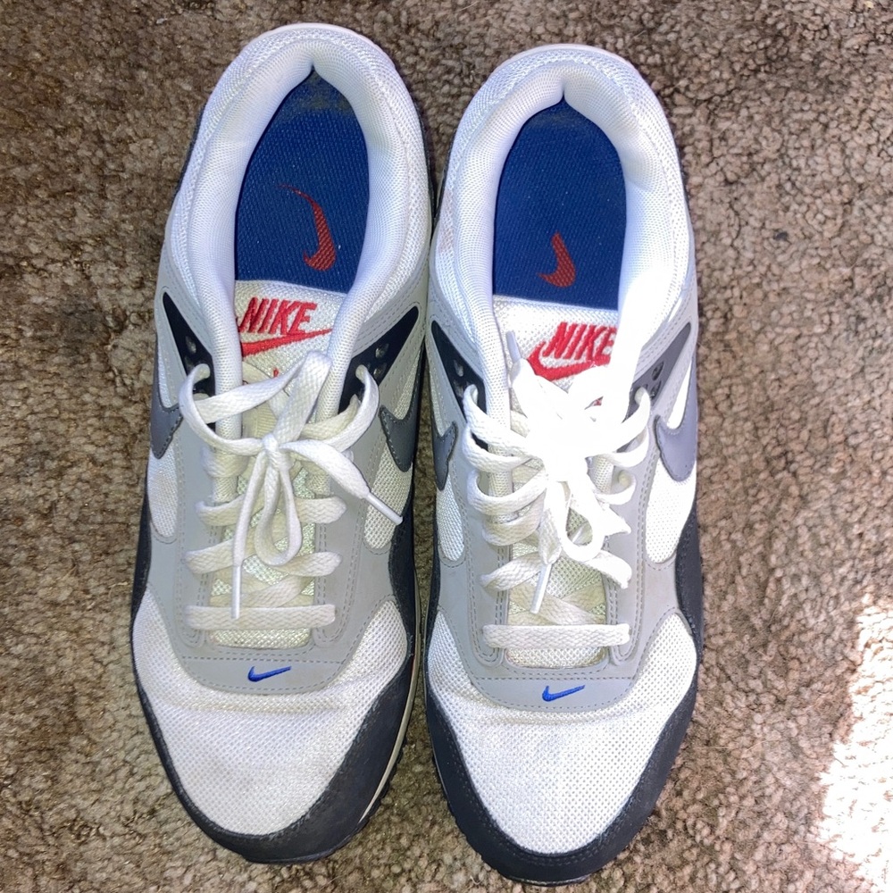 Nike Air Max Correlate size: 11.5M